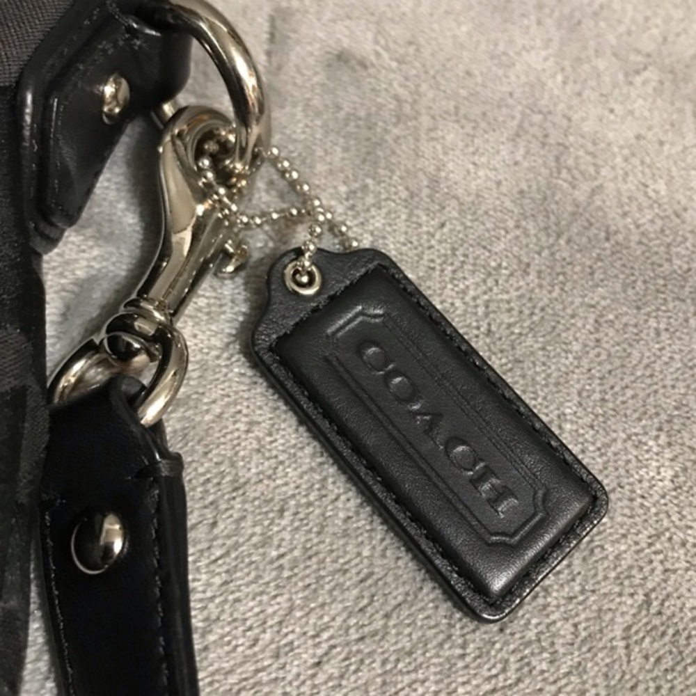 Coach Campbell Signature Izzy Fashion Satchel - Picture 4 of 12
